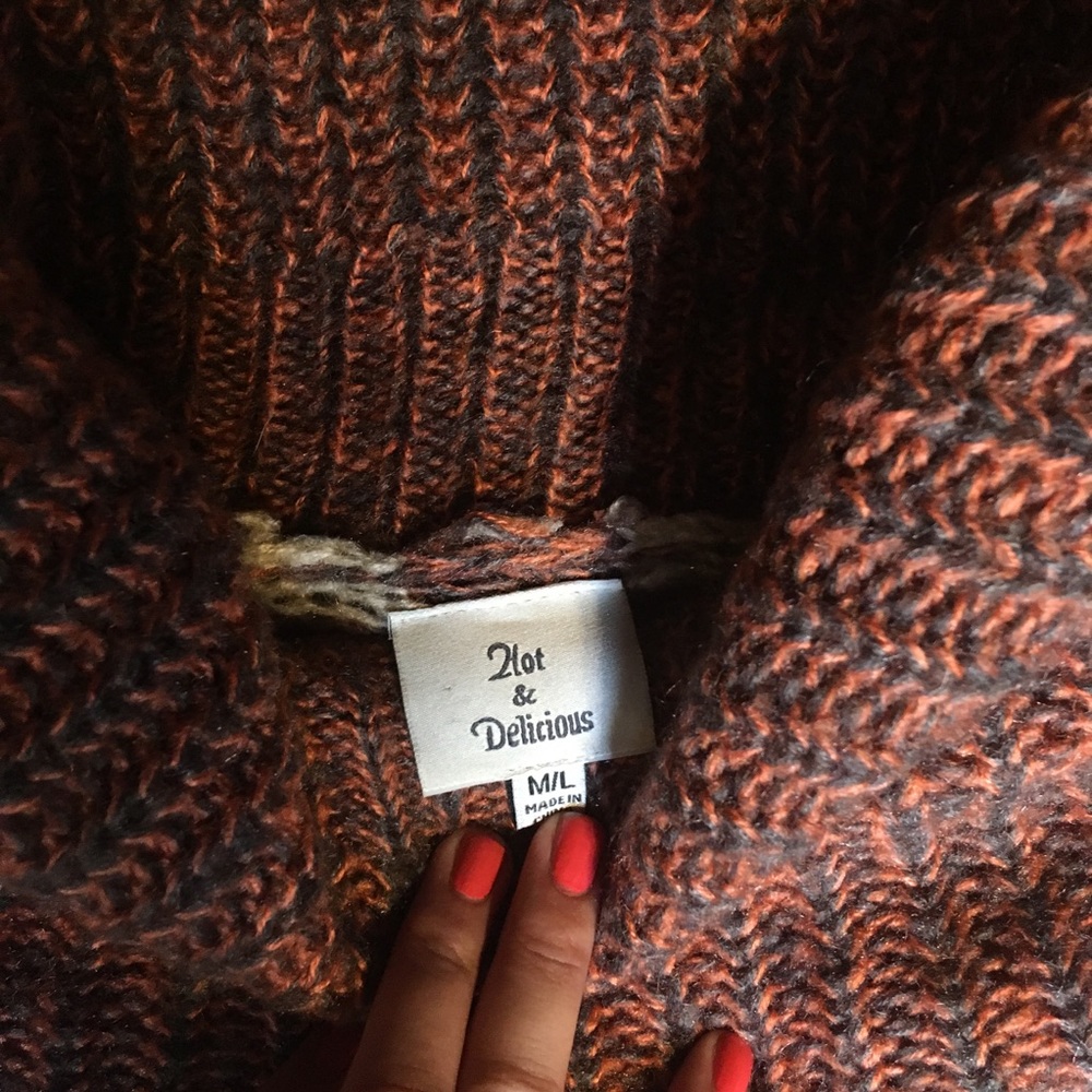 Poncho - Picture 4 of 4